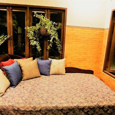 Santitham Guest House チエンマイ エクステリア 写真
