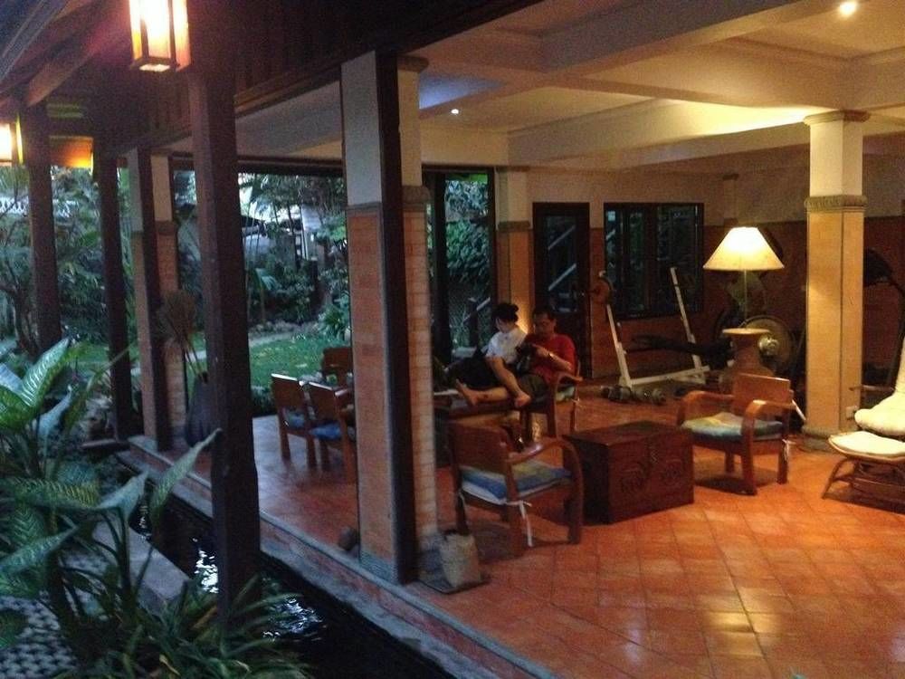 Santitham Guest House チエンマイ エクステリア 写真