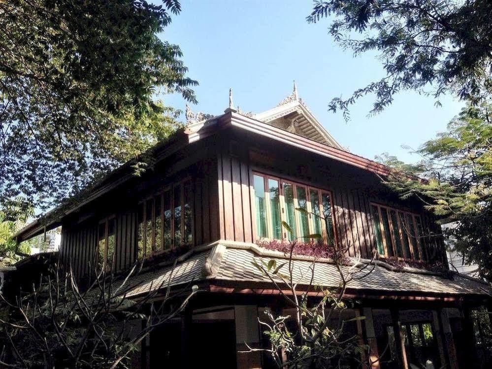 Santitham Guest House チエンマイ エクステリア 写真