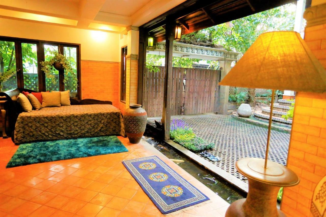 Santitham Guest House チエンマイ エクステリア 写真