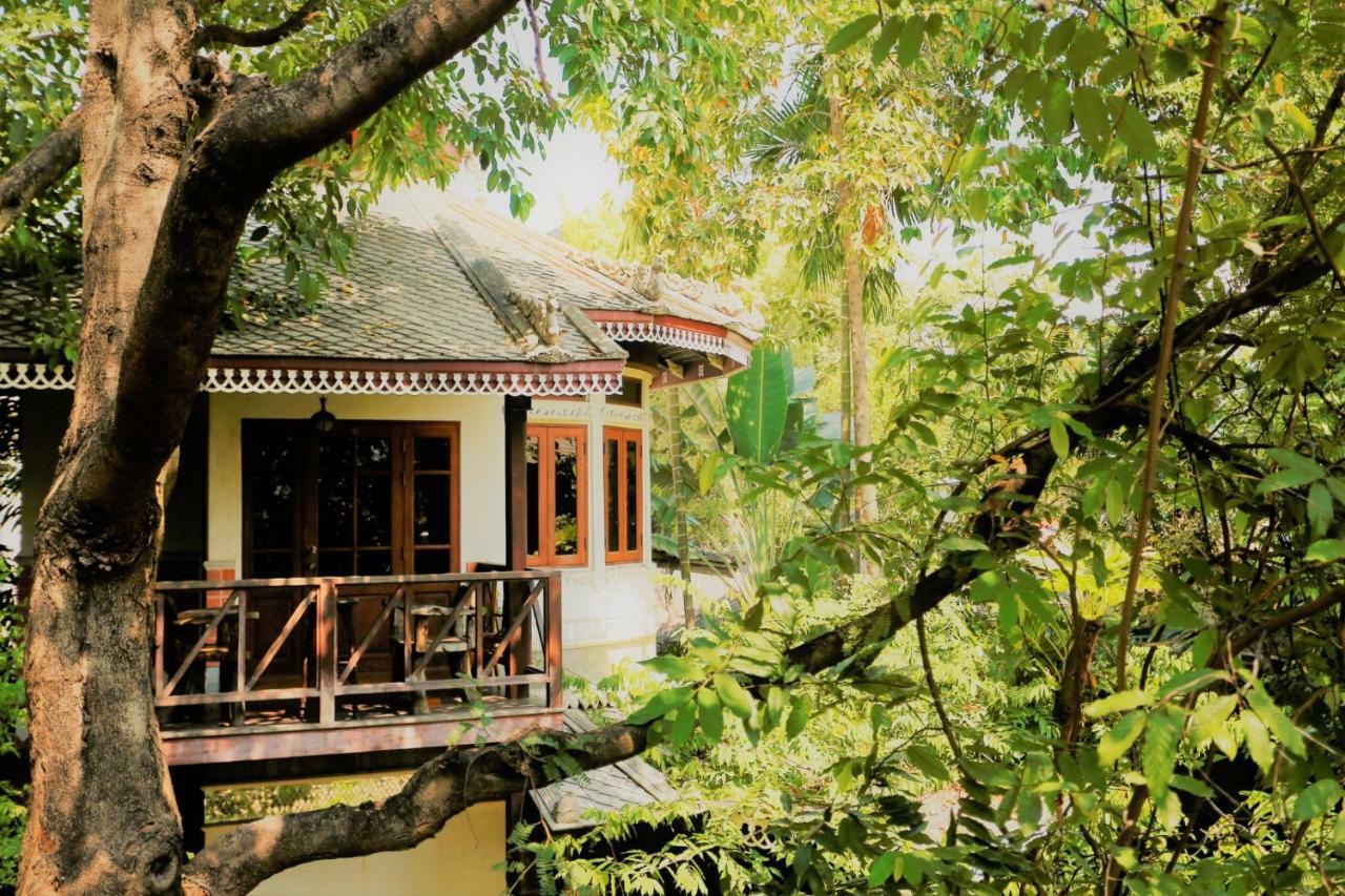Santitham Guest House チエンマイ エクステリア 写真
