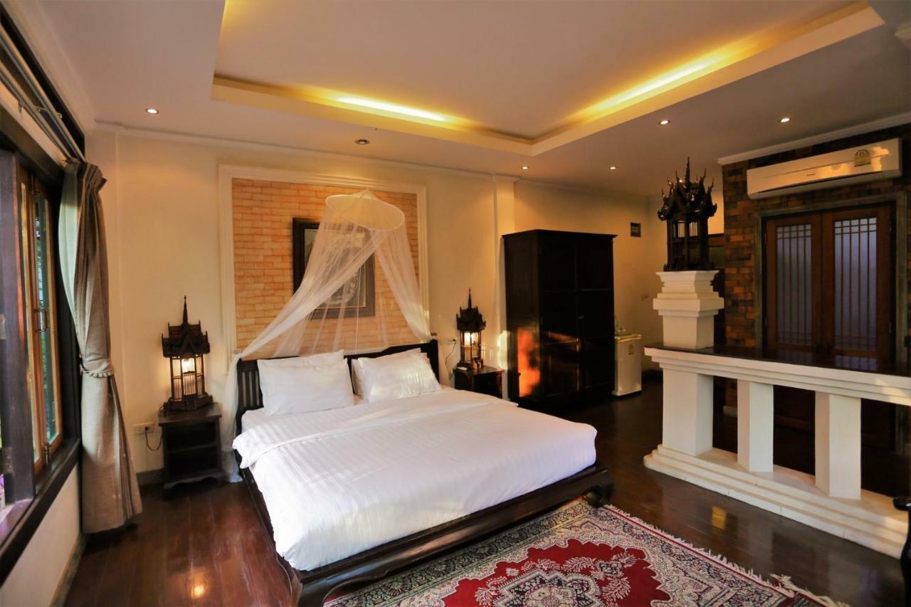 Santitham Guest House チエンマイ エクステリア 写真